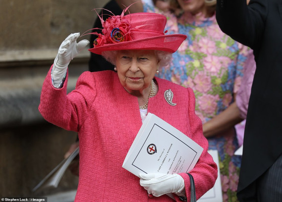 Queen Elizabeth ll  pic #1180244
