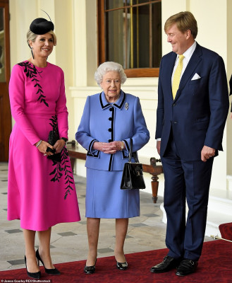Queen Elizabeth ll  pic #1150545