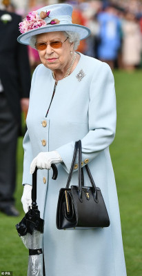 Queen Elizabeth ll  pic #1180263