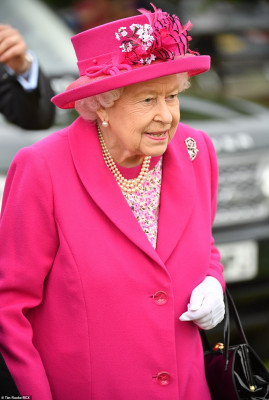 Queen Elizabeth ll  pic #1195230