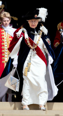 Queen Elizabeth ll  pic #1079486