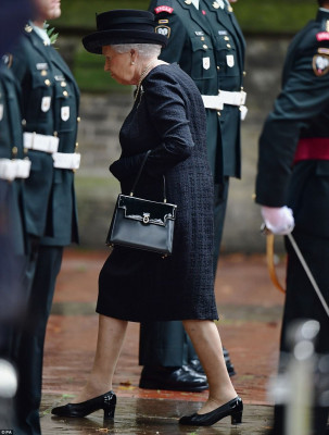 Queen Elizabeth ll  pic #977894