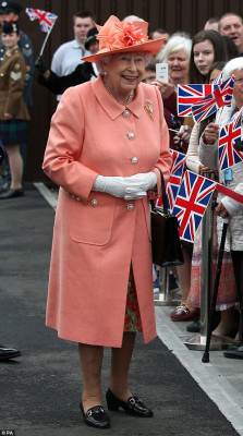 Queen Elizabeth ll  pic #979886