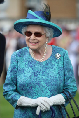 Queen Elizabeth ll  pic #1077224