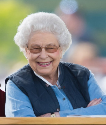 Queen Elizabeth ll  pic #1077216