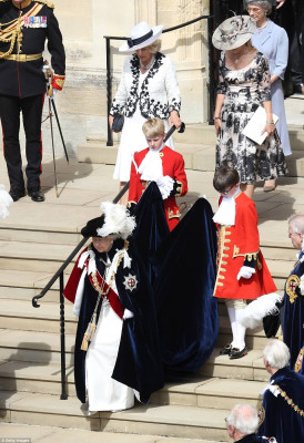 Queen Elizabeth ll  pic #1079490