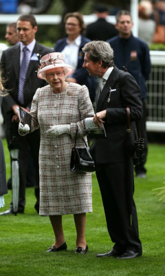 Queen Elizabeth ll  pic #674896