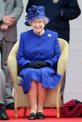 Queen Elizabeth ll  pic #647719