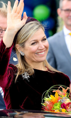 Queen Maxima of Netherlands pic #1052448
