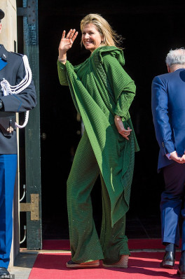 Queen Maxima of Netherlands pic #1159553