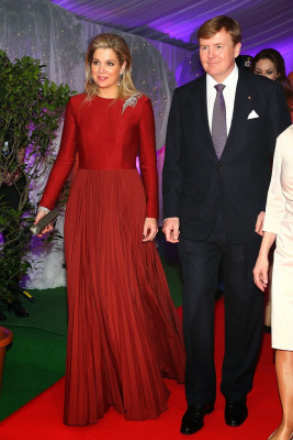 Queen Maxima of Netherlands pic #714326