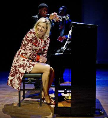 photo 15 in Queen Maxima of Netherlands gallery [id647500] 2013-07-06 00:00:00