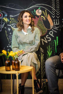 Queen Rania pic #987958