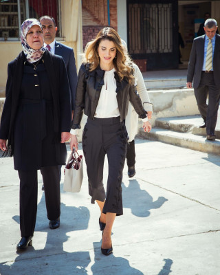 Queen Rania pic #987965