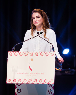 Queen Rania pic #987968