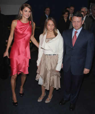 Queen Rania pic #980276