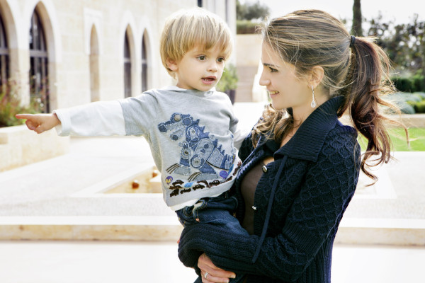 photo 6 in Queen Rania gallery [id404249] 2011-06-27 00:00:00