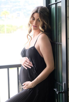 Pregnant RACHEL MCCORD – Maternity Photoshoot, February 2020