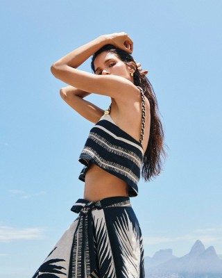 Raica Oliveira for Agua de Coco