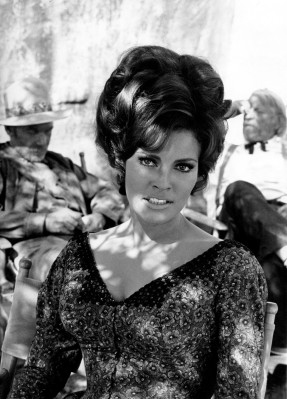 Raquel Welch pic #243487
