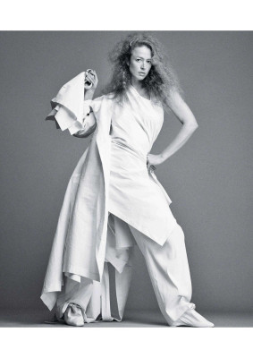 Raquel Zimmermann ~ D la Repubblica 11/2024 by Mark Kean