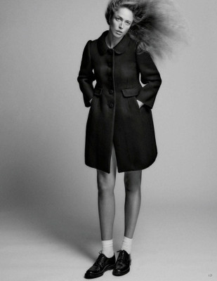Raquel Zimmermann for Vogue Germany // November 2020