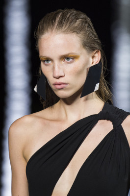 Rebecca Longendyke - Yves Saint Laurent Spring/Summer 2019 Fashion Show in Paris