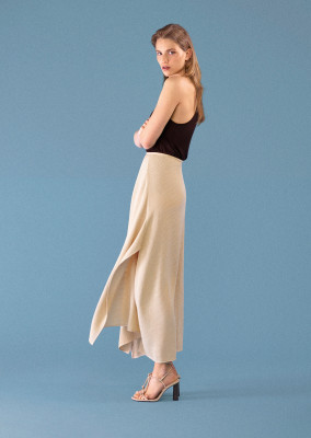 Rebecca Longendyke - Massimo Dutti