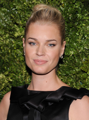photo 8 in Rebecca Romijn gallery [id439310] 2011-11-24 00:00:00