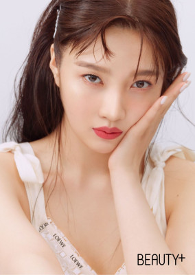 Red Velvet – Joy for BEAUTY+ Magazine Korea May 2020