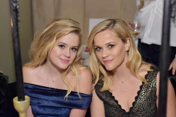 Reese Witherspoon – Jewelry Collaboration Dinner in West Hollywood