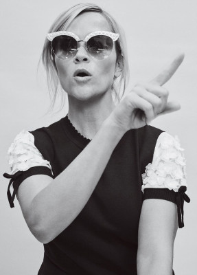 Reese Witherspoon – Photoshoot for Glamour (US) October 2017