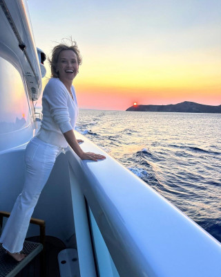 Reese Witherspoon – Private Pics, April 2024