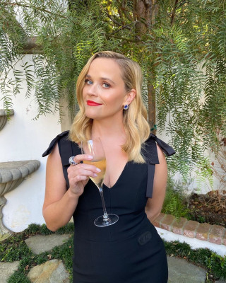 Reese Witherspoon - Emmys 2020