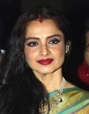 Rekha  pic #578869