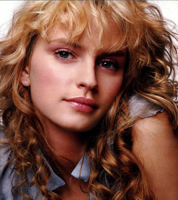 Renee Lacombe pic #8818