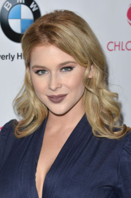 Renee Olstead pic #832916