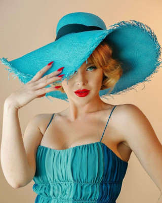 RENEE OLSTEAD by Nalie Johnston Photoshoot, 2018