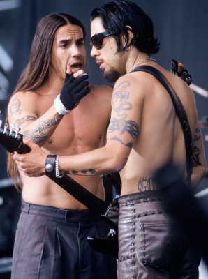 Red Hot Chili Peppers pic #101095