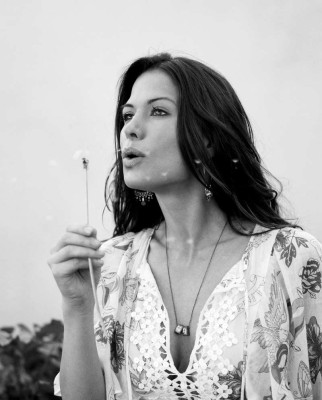 Rhona Mitra pic #204638