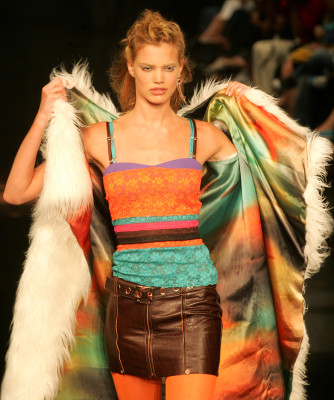 photo 19 in Rianne Ten Haken gallery [id157395] 2009-05-13 00:00:00