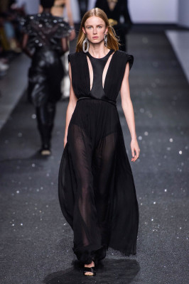 Alberta Ferretti Autumn/Winter 2019 Fashion Show in Milan