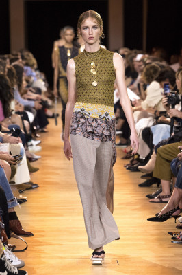 Rianne Van Rompaey - Paco Rabanne Spring/Summer 2019 Fashion Show in Paris