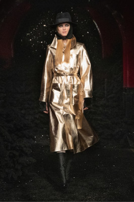 Chanel Fall/Winter 2021 Fashion Show in Paris