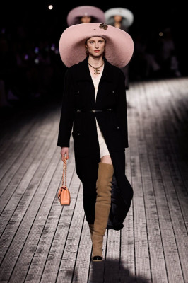 Rianne van Rompaey for Chanel Fall Winter 2024-25