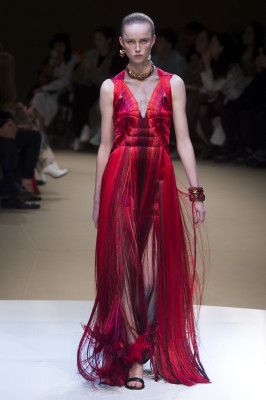 Alexander McQueen Autumn/Winter 2018 Fashion Show in Paris