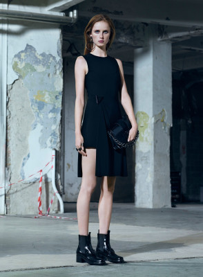 Rianne van Rompaey - Versace Pre-Fall Collection