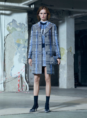 Rianne van Rompaey - Versace Pre-Fall Collection