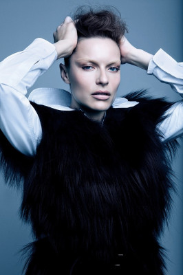 Rie Rasmussen pic #880774