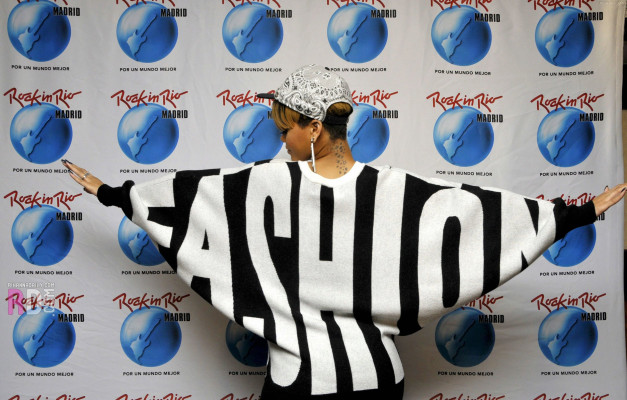 photo 11 in Rihanna gallery [id248354] 2010-03-05 00:00:00